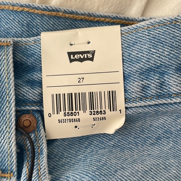 LEVIS 501 Shorts BNWT - Picture 2 of 5